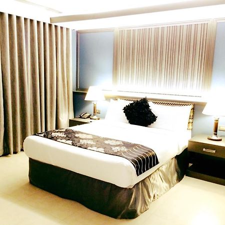 The Pepperland Hotel เลกัซปี ภายนอก รูปภาพ